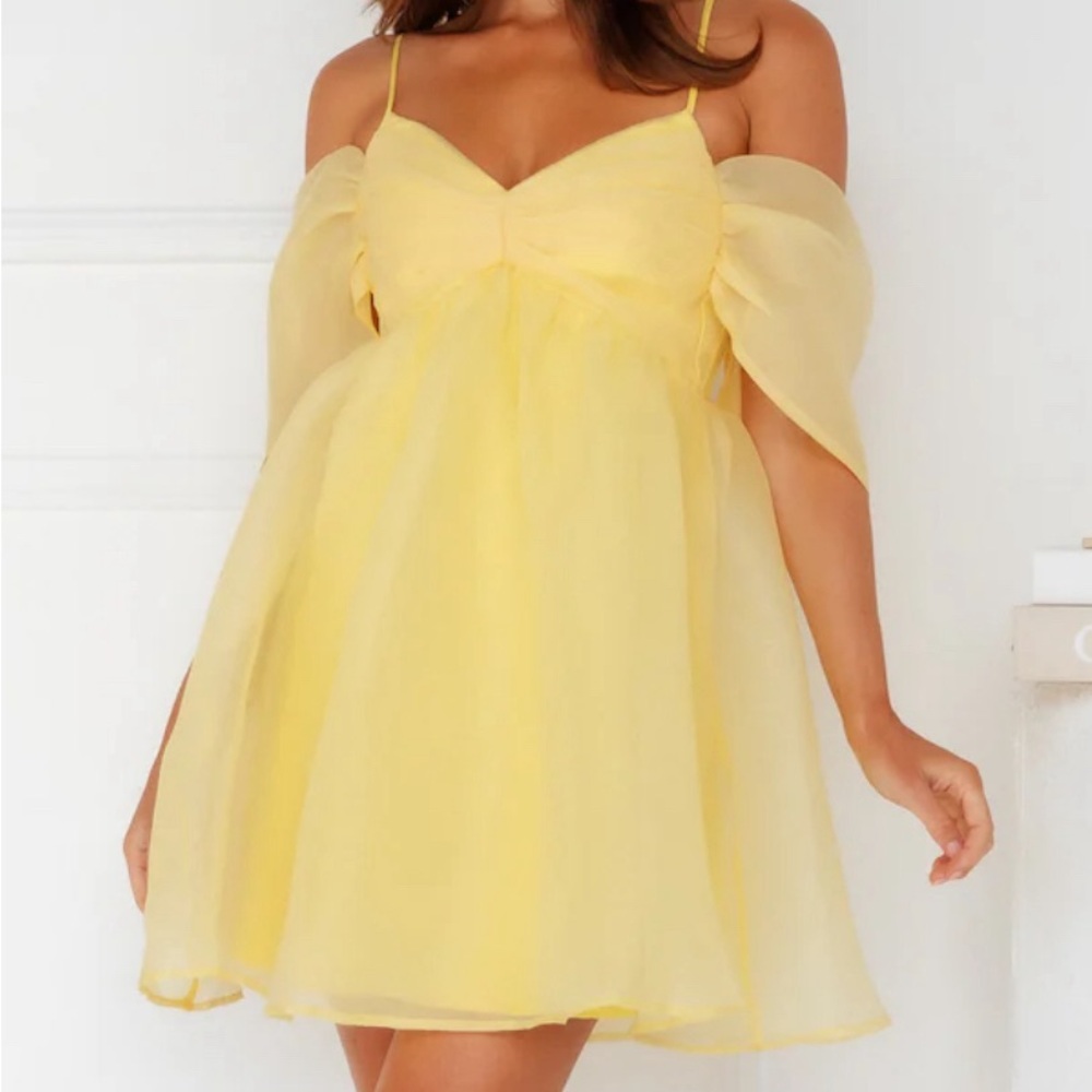 Yellow dress